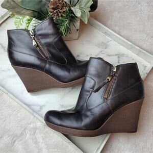 UGG Meredith Brown Leather Sherpa Lined Wedge Ankle Boot Size 9.5